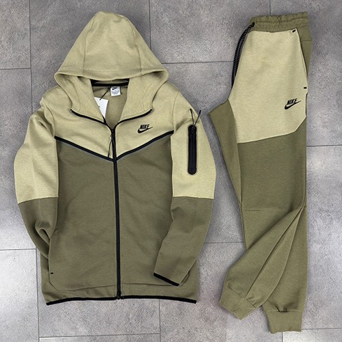 ست سویشرت شلوار NIKE TECH 2021  رنگ سبز زیتونی سایز M